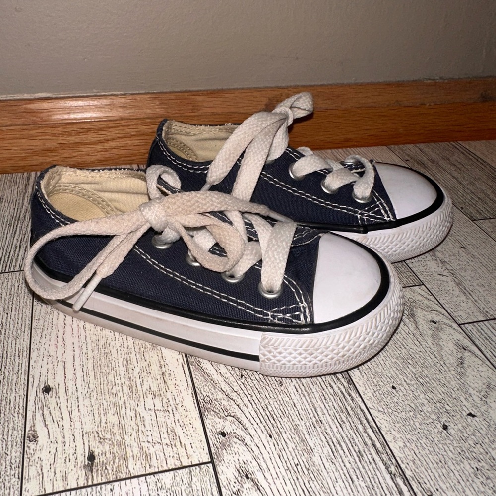 Converse Navy Shoes (Toddler size 5)